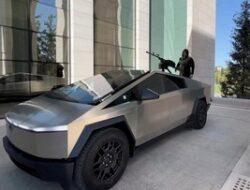 Pemimpin Chechen Pamer Mobil Listrik Tesla Cybertruck Siap Pertempuran Hingga Ukraina